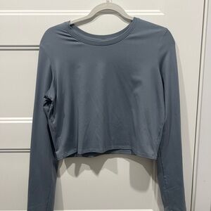 ALO Yoga Gray Fitted Crop Long Sleeve Tee